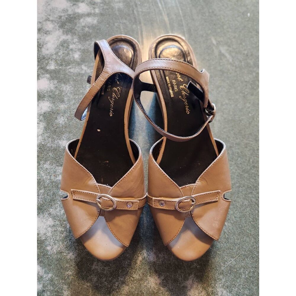 Robert Clegerie platform tan heels made in France sz 7.5
